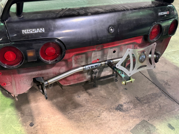 Nissan Skyline R32 - Drag Parachute Mount