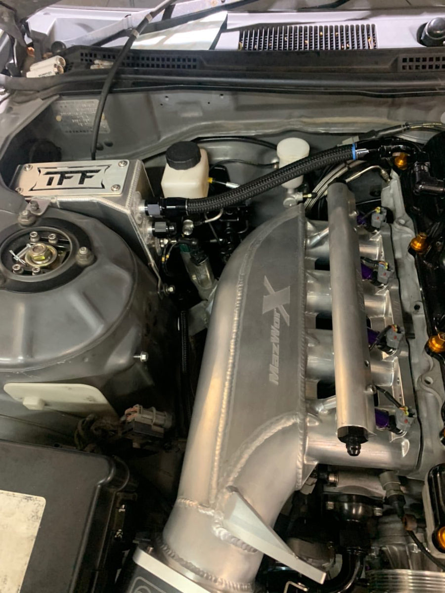 Nissan 240SX S14 LHD - Tucked Oil Catch Can